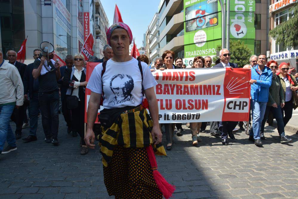 Trabzon'da 1 Mayıs coşkusu... Horonla kutlandı. 01-05-2018 6