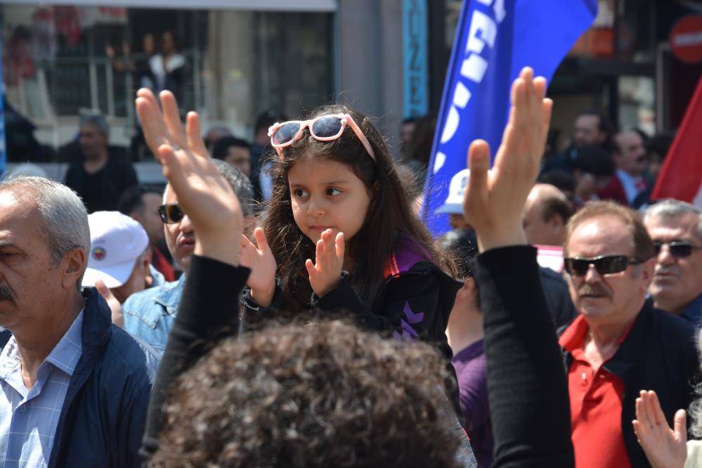 Trabzon'da 1 Mayıs coşkusu... Horonla kutlandı. 01-05-2018 7