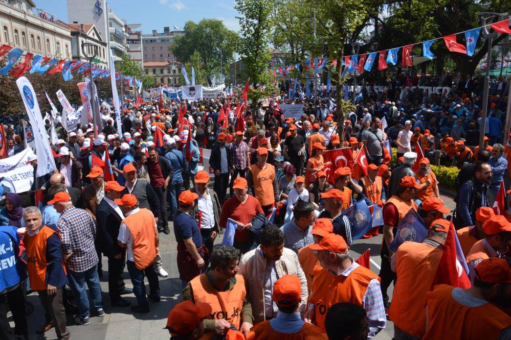 Trabzon'da 1 Mayıs coşkusu... Horonla kutlandı. 01-05-2018 5