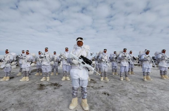 Mehmetçik dondurucu soğukta böyle görüntülendi. 14