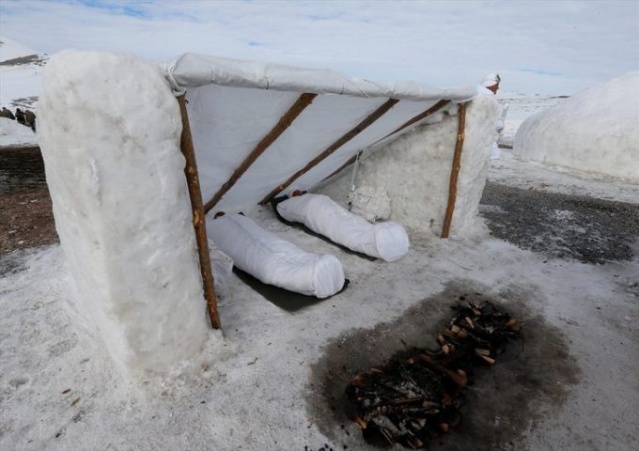 Mehmetçik dondurucu soğukta böyle görüntülendi. 7