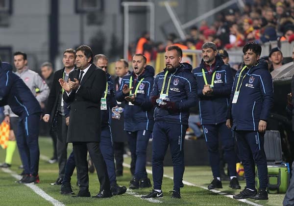 Göztepe Trabzonspor maçında neler oldu? 51