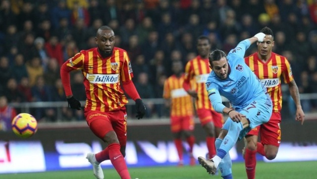 Yusuf Yazıcı kendisine atılan telefonla bakın ne yaptı? 9