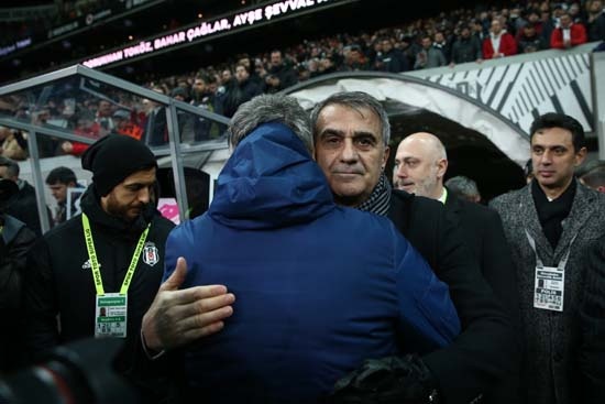 Şenol Güneş'e taraftardan tepki 3