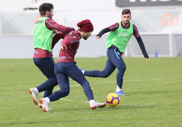 Trabzonspor'dan neşeli antrenman 19