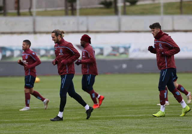 Trabzonspor Büyükşehir Belediye Erzurumspor maçı hazırlıklarını sürdürdü. 6