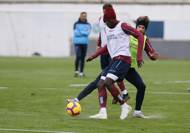 Trabzonspor Büyükşehir Belediye Erzurumspor maçı hazırlıklarını sürdürdü. 4