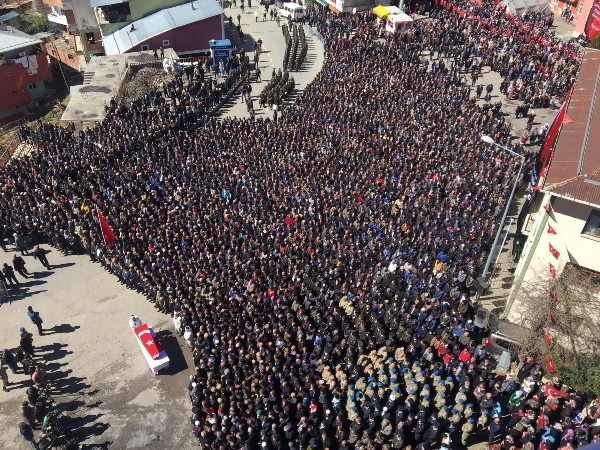 Gümüşhane şehidini uğurladı 9