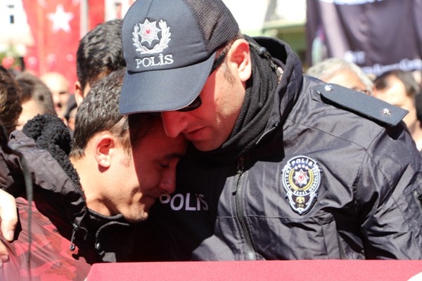 Gümüşhane şehidini uğurladı 2