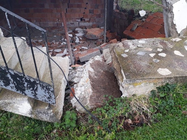 Heyelan nedeniyle evlere boşaltma kararı 4