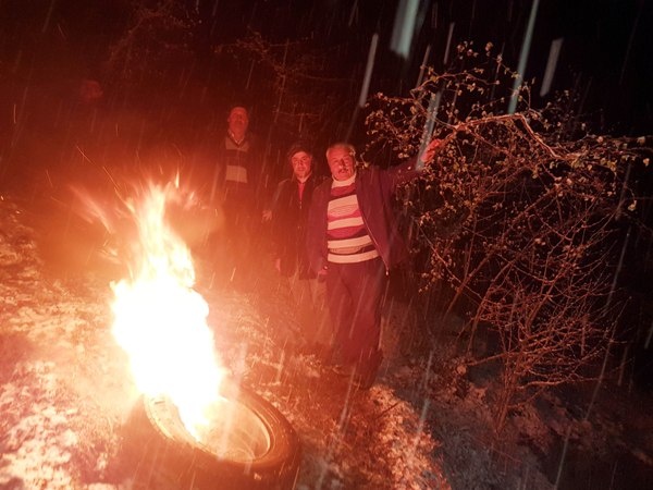 Fındık üreticisi dona karşı böyle önlem aldı 4