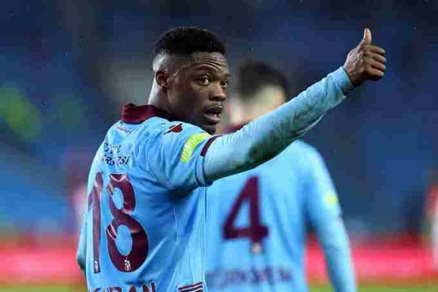 Ekuban City'li yıldızı geride bıraktı 4