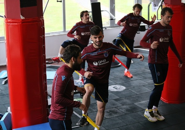 Trabzonspor Ünal Karaman yönetiminde Kuvvet çalışması yaptı. 18