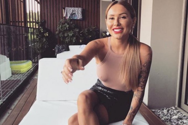 Rizeli futbolcunun eşi Irina Morozyuk işi abarttı! Yatak pozu! 4