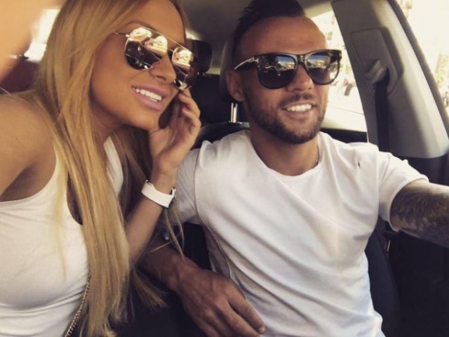 Rizeli futbolcunun eşi Irina Morozyuk işi abarttı! Yatak pozu! 5