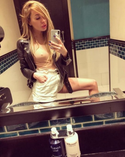 Rizeli futbolcunun eşi Irina Morozyuk işi abarttı! Yatak pozu! 15