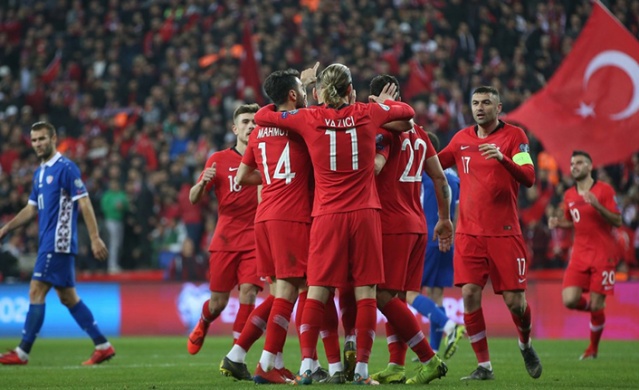 Uğurcan Çakır: "Her zaman 1 numara olmak isterim" 21