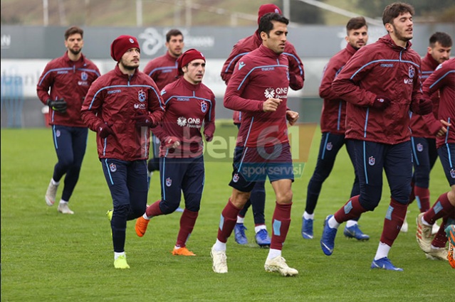 Trabzonspor'da Antalyaspor maçı hazırlıkları devam ediyor.2 Nisan 2019 8