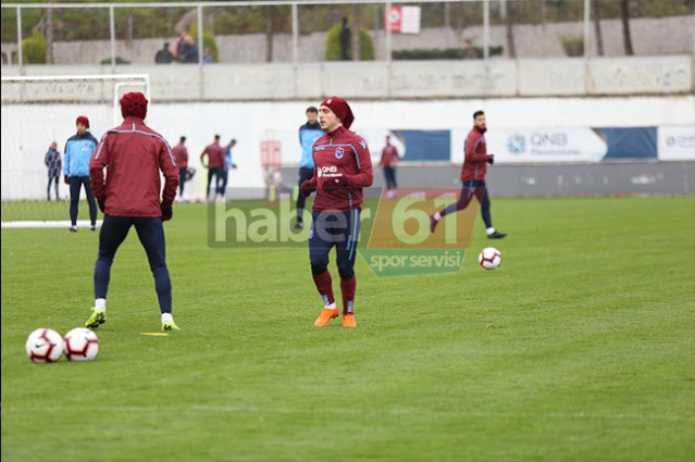 Trabzonspor'da Antalyaspor maçı hazırlıkları devam ediyor.2 Nisan 2019 6