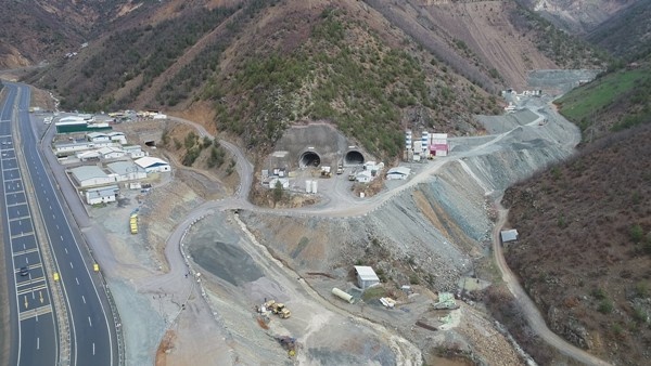 Yeni Zigana Tüneli'nde seviye yüzde 55 - İşte ışığın görüleceği tarih 8