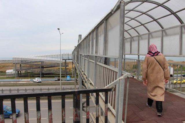 Trabzon'daki 3 katlı üst geçit dikkat çekiyor 2