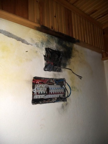 Korku dolu anlar - Eve yıldırım düştü 2