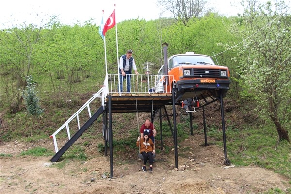 Kızları ağaçtan ev istedi o arabadan yaptı 20