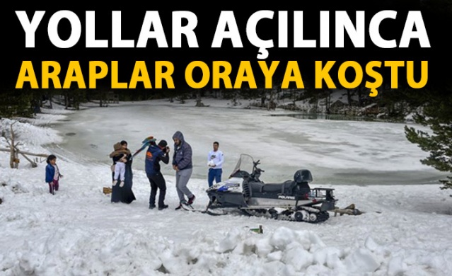 Karla kaplı yolu ulaşıma açılınca Arap turistler soluğu orada aldı 1