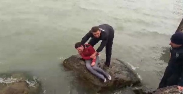 Genç kız ölümden döndü 9