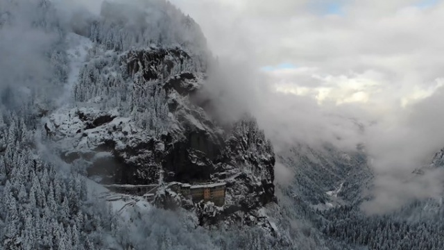 Sümela Manastırı'ndan büyüleyici kareler 2