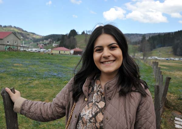 Trabzon'un Mor yaylasına ziyaretçi akını 2