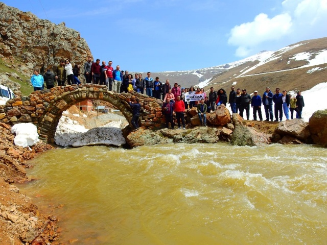 Dağcılar Vadideki cennete akın ettiler 4