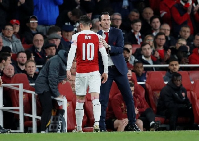 İngiltere Mesut'u konuşuyor 6