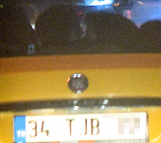 Ünlü oyuncuya şok! 12