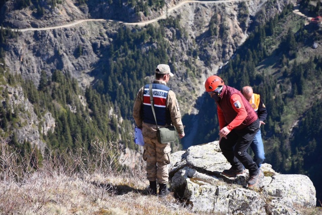 Kayıp gazeteciyi arama çalışmalarında son durum 8