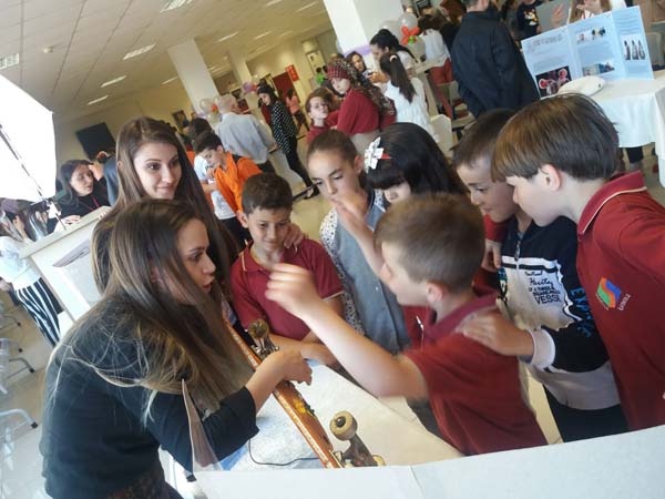 Trabzon’da 12. Fen ve Teknoloji proje sergisi açıldı 16