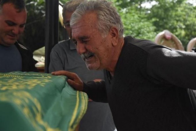 Oğulları zehirli şerbeti içirip '10 dakikanız kaldı' demiş! 3