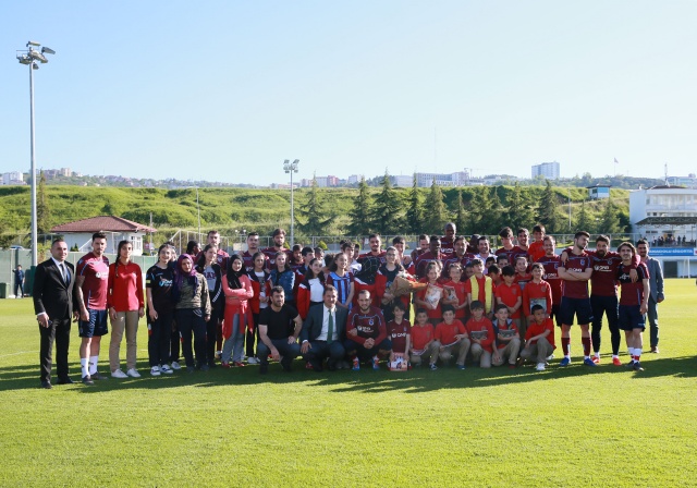 Trabzonspor, Beşiktaş maçı hazırlıklarını sürdürdü 17