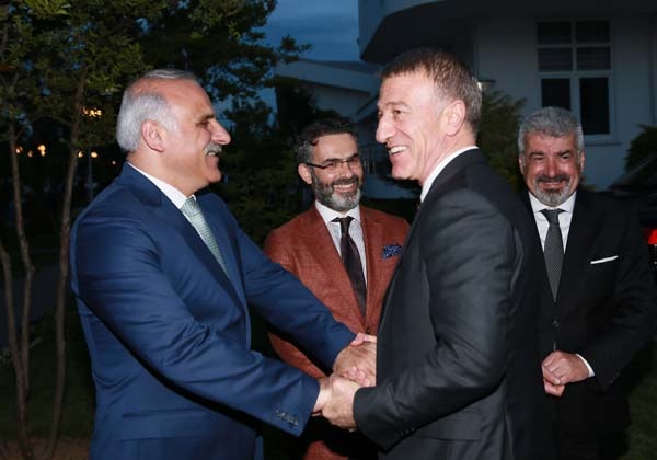 Trabzonspor yönetiminden iftar yemeği 2