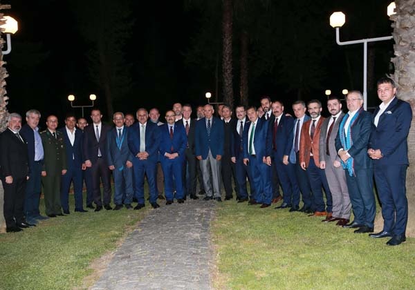 Trabzonspor yönetiminden iftar yemeği 6