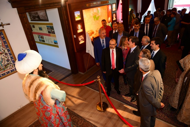 Kanuni Sultan Süleyman Trabzon’da anıldı 11