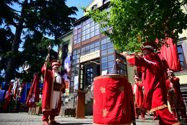Kanuni Sultan Süleyman Trabzon’da anıldı 15