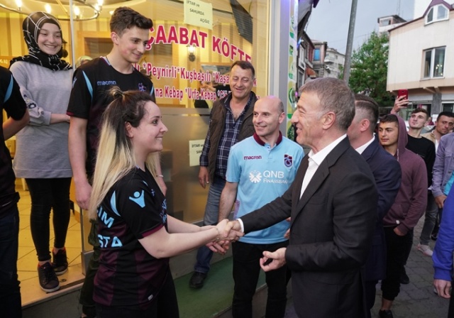 Başkan ve yönetim Vakfıkebir'de 20