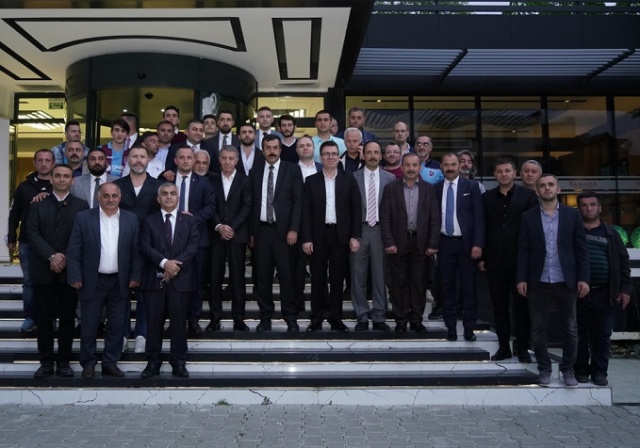 Başkan ve yönetim Vakfıkebir'de 8