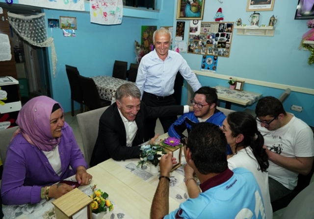 Ağaoğlu engelli çocuklarla buluştu 7