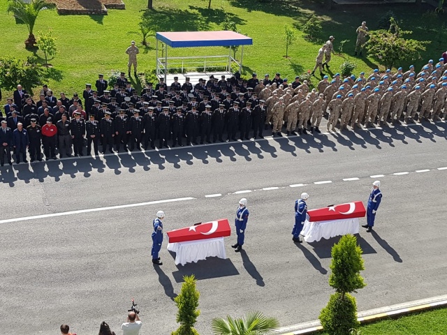 Trabzon şehitlerini uğurladı 11