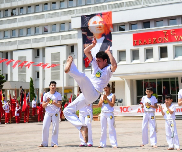 Trabzon’da 19 Mayıs böyle kutlandı! 4