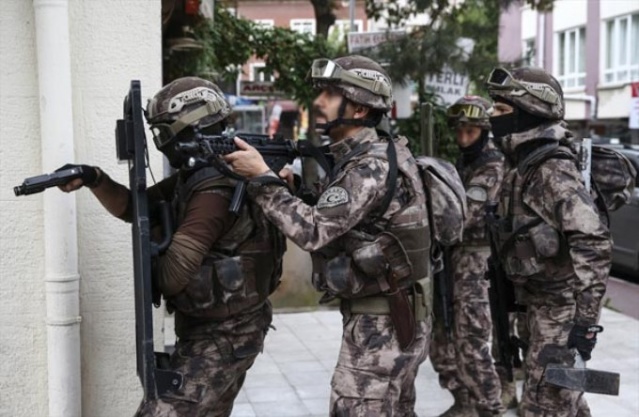 Ünlü oyuncu da ağlarına düştü... Sadece Google'a günde 20 bin TL! 14