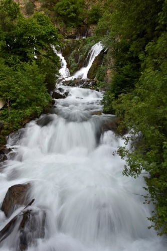 Gümüşhane’de 40 gözeli şelale büyülüyor 5