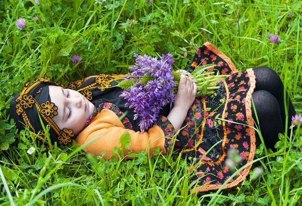 Karadeniz Yaylaları çocuklarla şenlendi 12